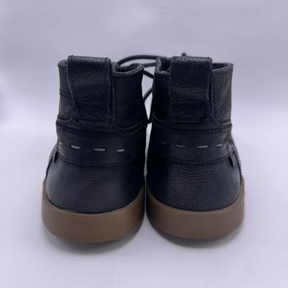 Chaco Davis Mid Leather Boot Mens Size 9 Black Chukka Ankle Shoes JCH106685